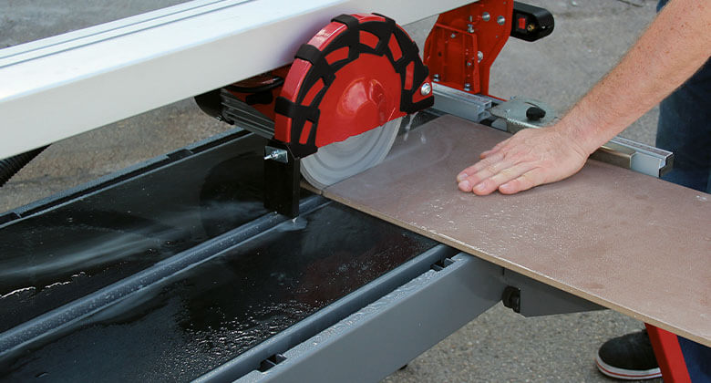 flows are cut with a flow cutter